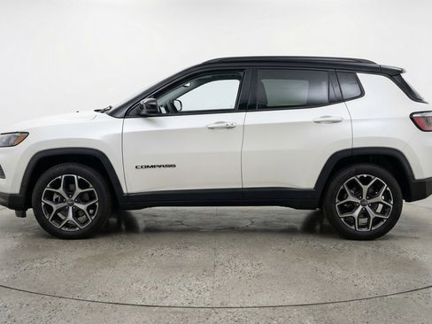 Used 2025 Jeep Compass Limited AWD/4WD image 5