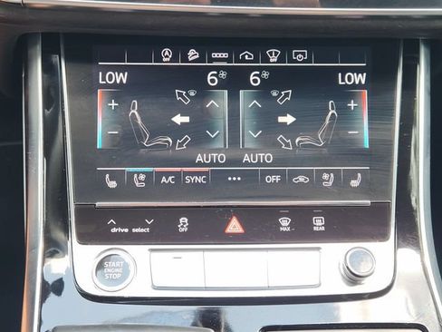 Used 2021 Audi Q8 Prestige AWD/4WD image 19