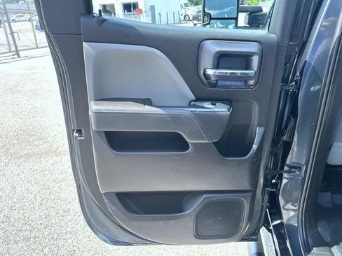 Certified 2017 Chevrolet Silverado 1500 W/T AWD/4WD image 17