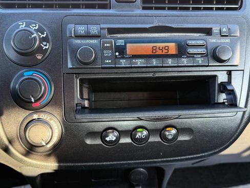 Used 2005 Honda Civic LX image 30