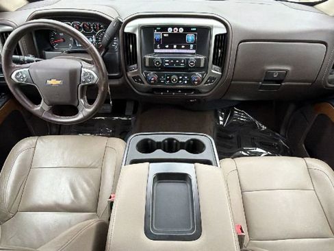 Used 2015 Chevrolet Silverado 1500 LTZ image 35