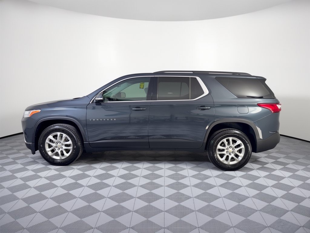 Used 2020 Chevrolet Traverse LT FWD image 2