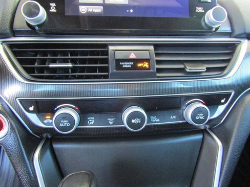 Used 2021 Honda Accord Sport Special Edition image 18