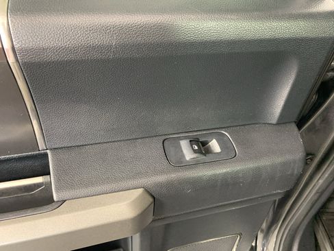 Used 2019 Ford F150 Raptor w/ Equipment Group 802A Luxury AWD/4WD image 30