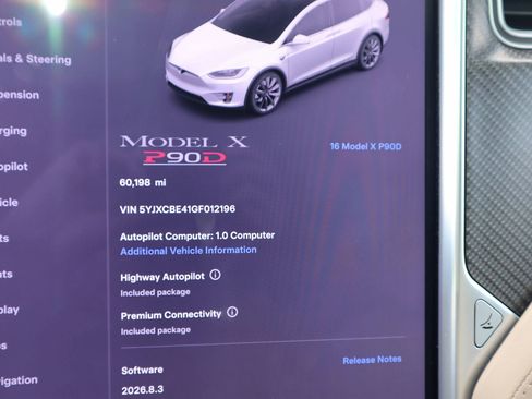 Used 2016 Tesla Model X Performance image 29