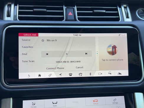 Used 2020 Land Rover Range Rover HSE image 22