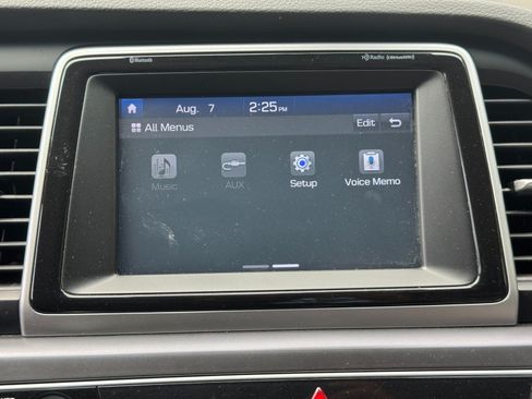 Used 2019 Hyundai Sonata SEL w/ Tech Package 02 FWD image 24