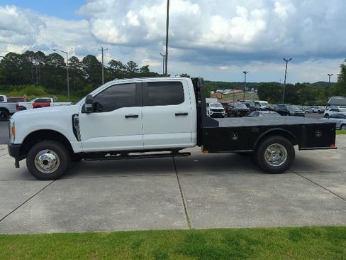 Used 2023 Ford F350 XL AWD/4WD image 4