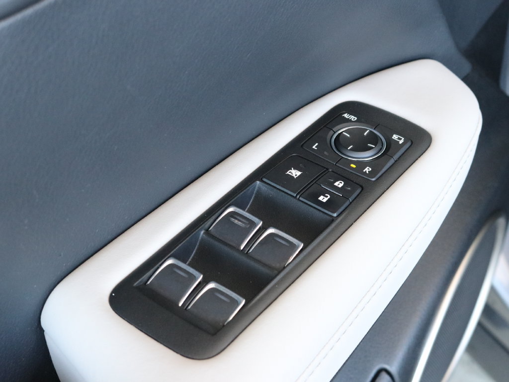 Used 2019 Lexus RX 450h AWD w/ Navigation Package image 27