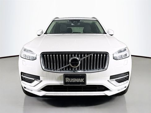 Certified 2025 Volvo XC90 B6 Plus w/ Protection Package Premier image 2