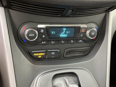 Used 2016 Ford Escape SE w/ Equipment Group 201A image 21