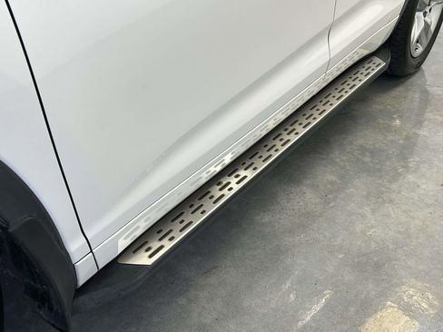 Used 2015 Toyota Highlander Limited AWD/4WD image 10