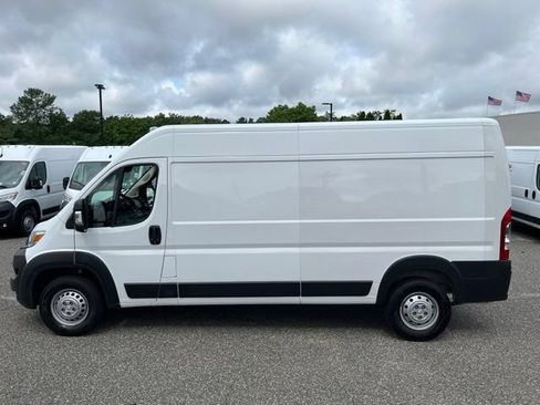 Used 2025 RAM ProMaster 3500 w/ Convenience Group FWD image 4