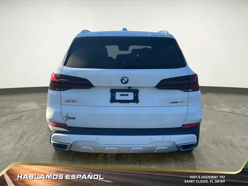 Used 2024 BMW X5 sDrive40i w/ Parking Assistance Package image 5