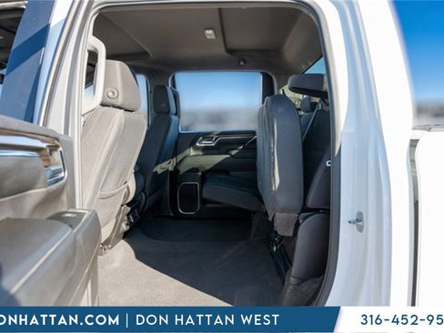 Used 2024 Chevrolet Silverado 2500 LT image 23