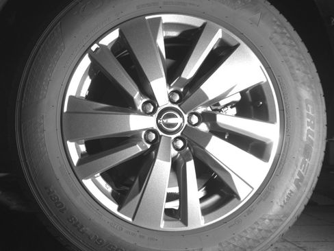 Used 2025 Nissan Pathfinder SV FWD image 14