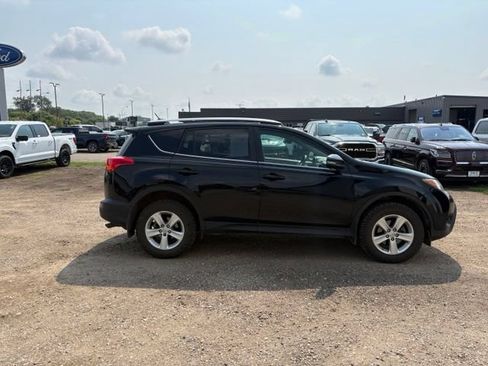 Used 2013 Toyota RAV4 XLE AWD/4WD image 10