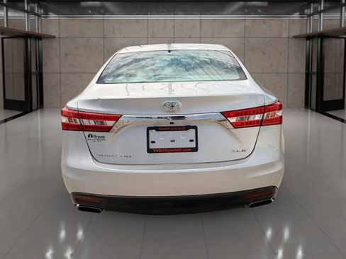 Used 2014 Toyota Avalon XLE FWD image 7