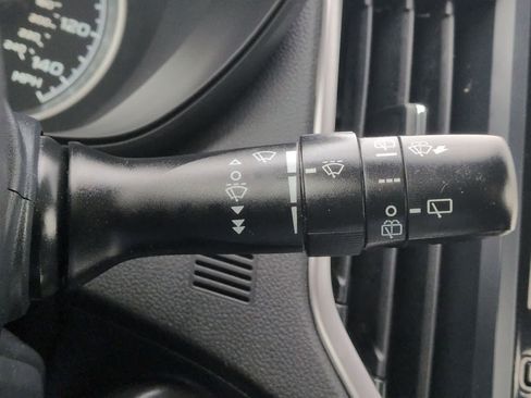 Used 2019 Subaru Forester Premium image 28