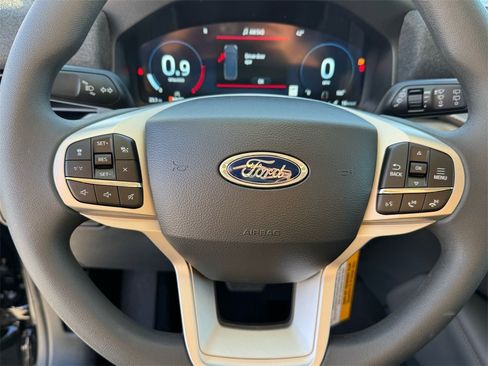 New 2026 Ford Explorer Active image 16
