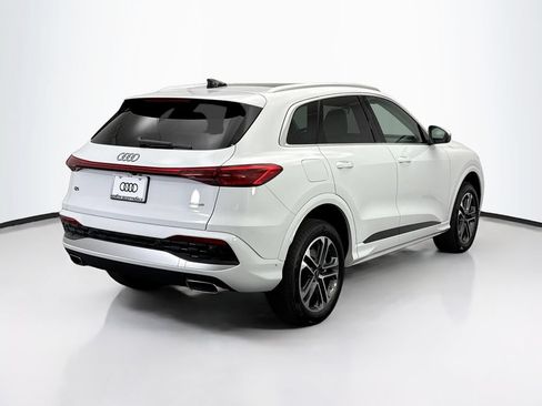 Certified 2025 Audi Q5 Premium Plus w/ Premium Plus AWD/4WD image 6