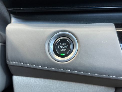 Used 2021 Cadillac Escalade Sport Platinum image 26