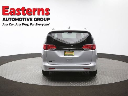 Used 2023 Chrysler Voyager LX FWD image 36