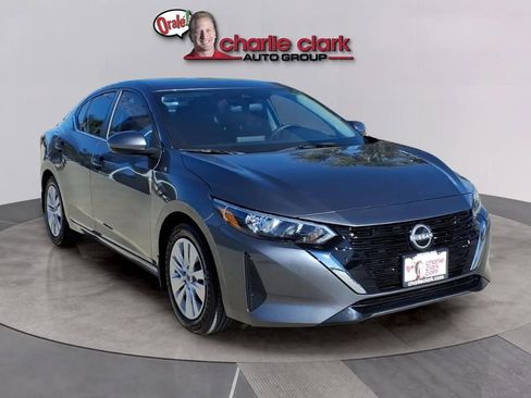 Used 2025 Nissan Sentra S image 7