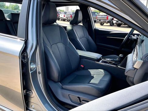Used 2025 Toyota Camry XSE w/ Premium Plus Package image 9