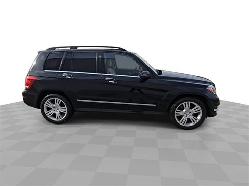 Used 2013 Mercedes-Benz GLK 350 4MATIC image 9