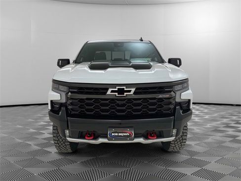 Used 2023 Chevrolet Silverado 1500 ZR2 w/ Technology Package image 8