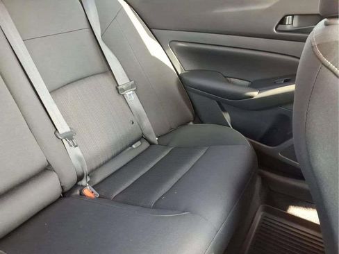 Used 2025 Nissan Altima 2.5 S image 17