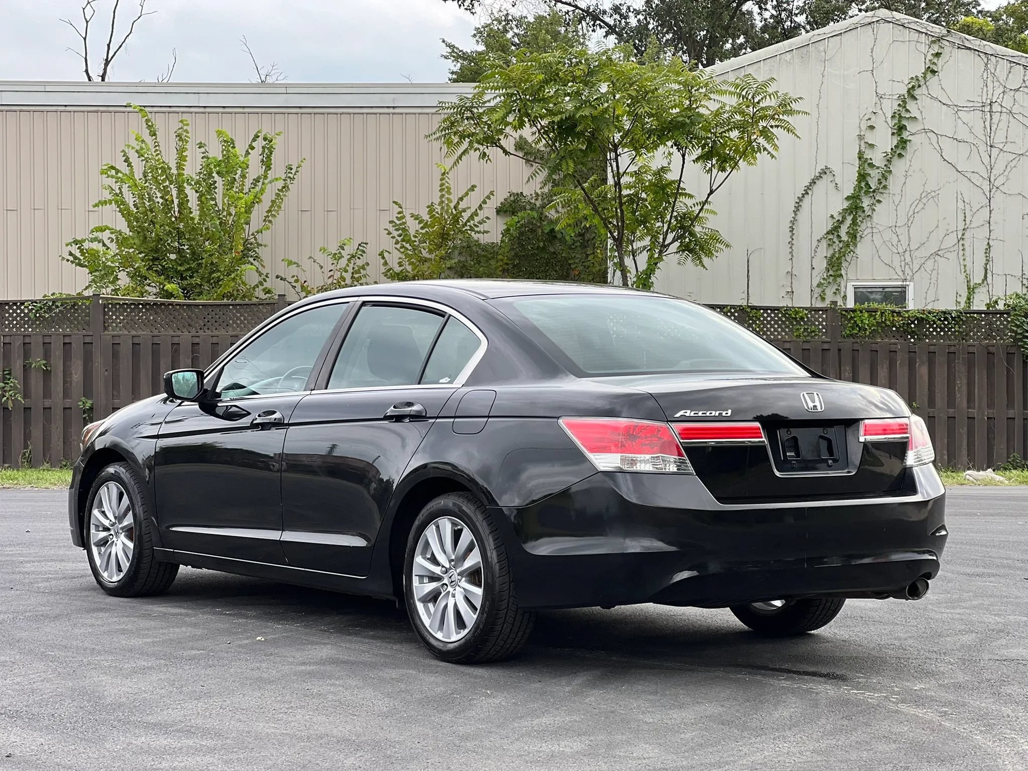 Used 2012 Honda Accord EX image 3