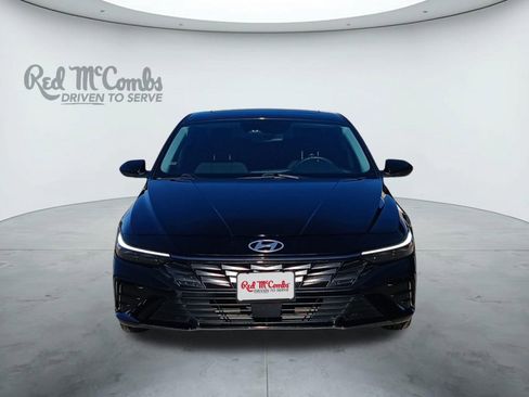 Certified 2024 Hyundai Elantra SEL w/ Convenience Package image 8