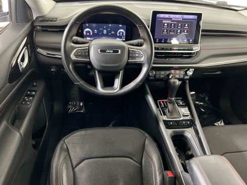 Used 2022 Jeep Compass Trailhawk w/ Trailhawk Elite Group AWD/4WD image 23
