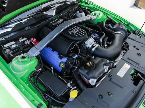 Used 2013 Ford Mustang Boss 302 w/ Boss 302 Accessory Pkg RWD image 43