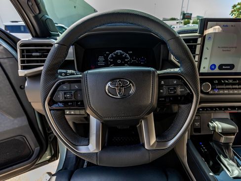 Used 2026 Toyota Sequoia Platinum AWD/4WD image 19