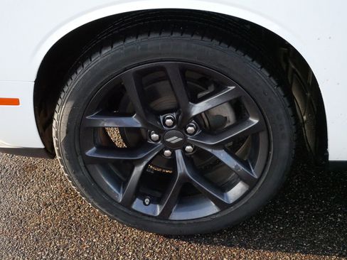 Used 2022 Dodge Challenger SXT w/ Blacktop Package image 15