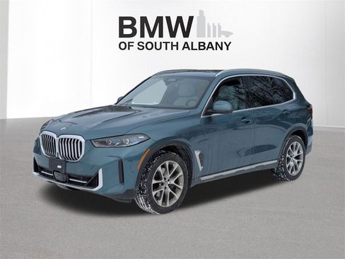 Certified 2024 BMW X5 xDrive40i w/ Premium Package image 8