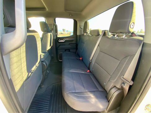 Used 2023 GMC Sierra 1500 Elevation image 26