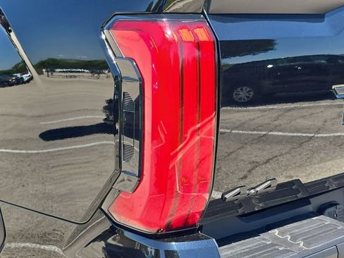 Used 2025 Toyota Tundra SR5 AWD/4WD image 34
