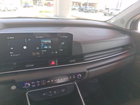 New 2026 Kia Carnival SX FWD image 8