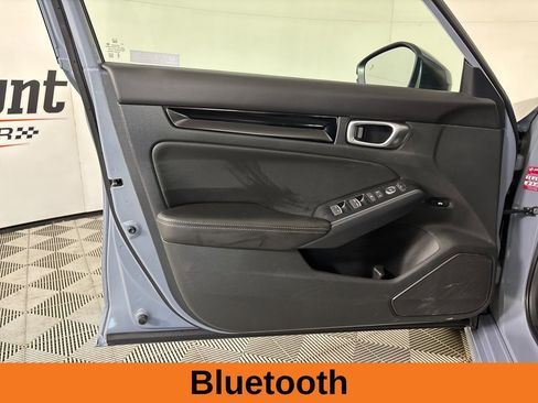Used 2024 Honda Civic Touring image 9