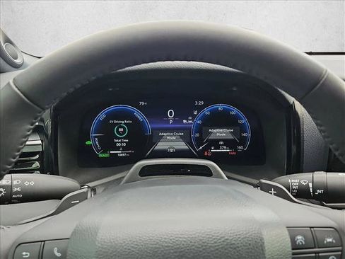 Used 2025 Toyota Camry XSE image 11