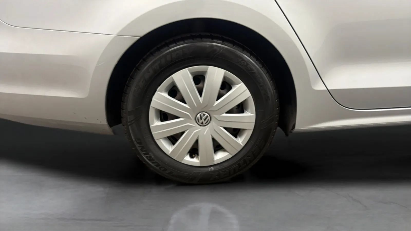 Used 2015 Volkswagen Jetta S FWD image 25