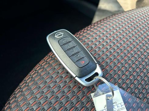 New 2026 Nissan Sentra SR w/ Floor Mat Package image 12