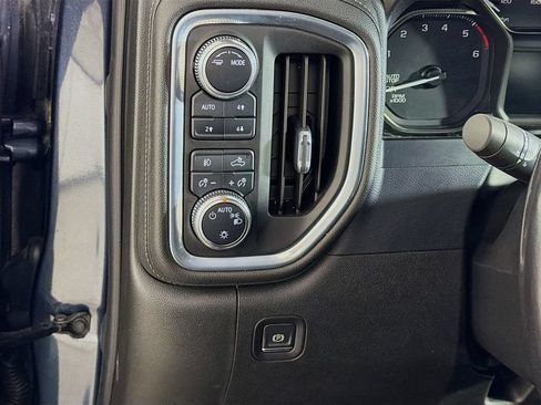 Used 2021 GMC Sierra 1500 Elevation w/ X31 Off-Road Package AWD/4WD image 11