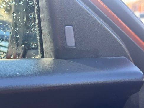 Used 2024 Nissan Sentra SR w/ SR Premium Package image 19