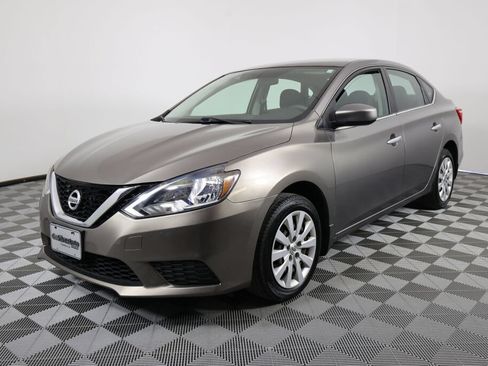 Used 2016 Nissan Sentra SV w/ All Weather Package FWD image 5