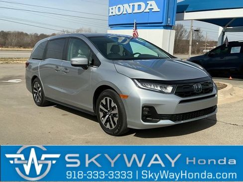 Used 2025 Honda Odyssey EX-L image 1